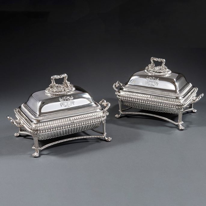 Paul Storr - A Pair of George III Paul Storr Entree Dishes  | MasterArt